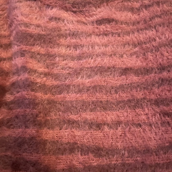 Sweater - Picture 2 of 3